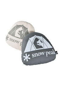 Snow Peak × MEDICOM TOY コラボレーションモデルの、焚火台やマグなど人気アイテムが発売～！！