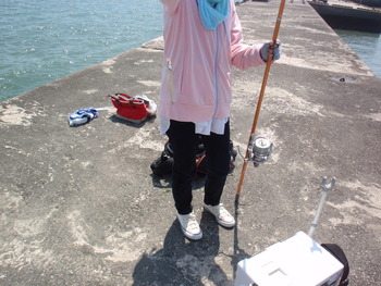 5月5日、知多半島強風の為、四日市で釣り！！キスまだ早いか！！