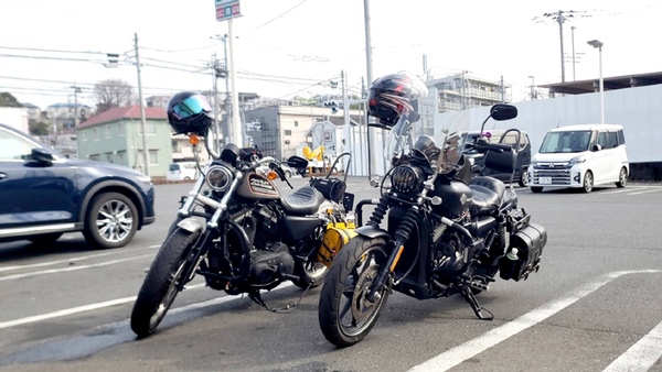 取り敢えずスポーツスターでおでかけしますか。 取り敢えずスポーツスターでおでかけしますか。