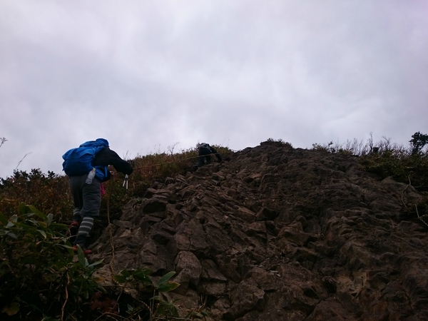 アクロバティックな登山 アクロバティックな登山