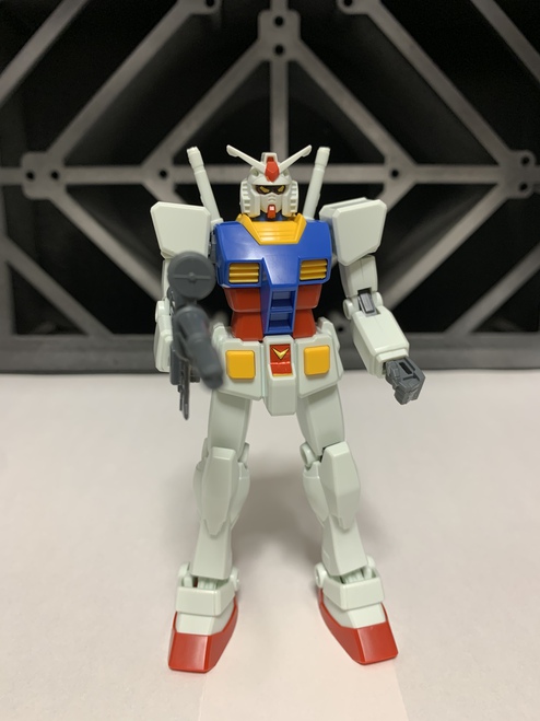 バンダイ1/144ガンダム完成⤵︎汚くすればいいってものではないです バンダイ1/144ガンダム完成⤵︎汚くすればいいってものではないです