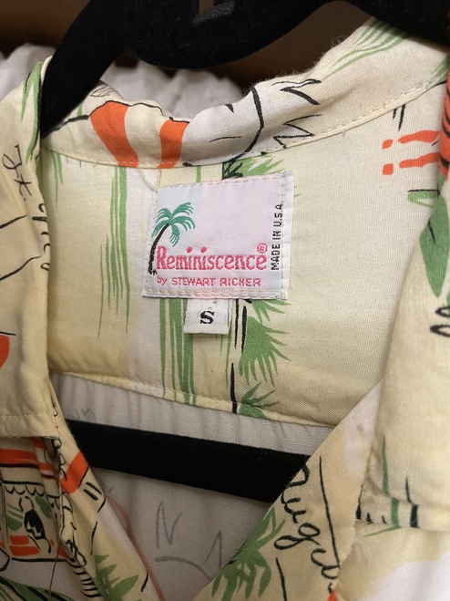 服ではなくインテリアの一部です 服ではなくインテリアの一部です