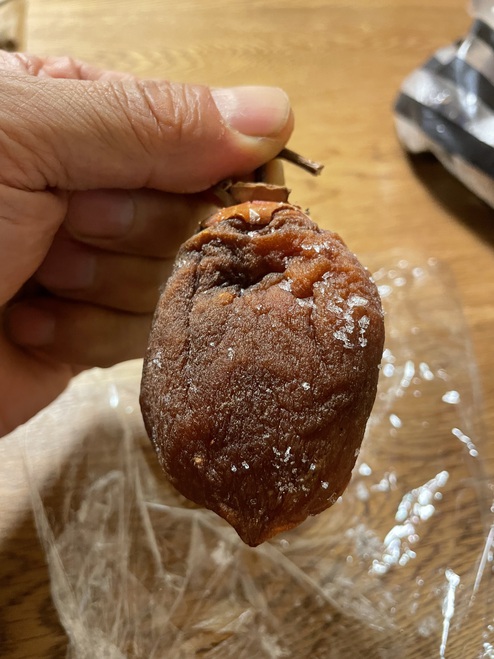 やっぱり干し柿は冷凍が最高! やっぱり干し柿は冷凍が最高!