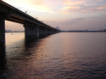 淀川河口左岸でチニング。