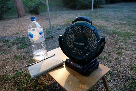 夏のキャンプにはマキタの扇風機が良いかもw(^^; 夏のキャンプにはマキタの扇風機が良いかもw(^^;