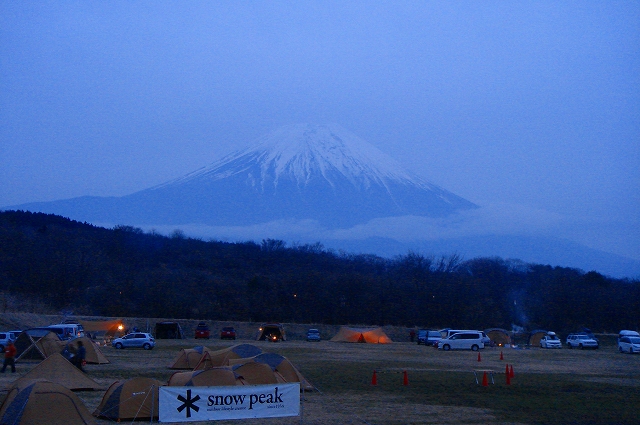 ＊snow peak way 2010 朝霧２