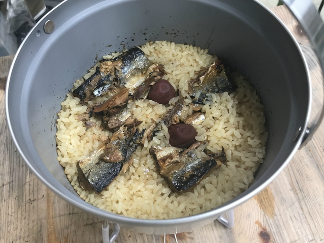 ライスクッカーでさんまご飯 ライスクッカーでさんまご飯