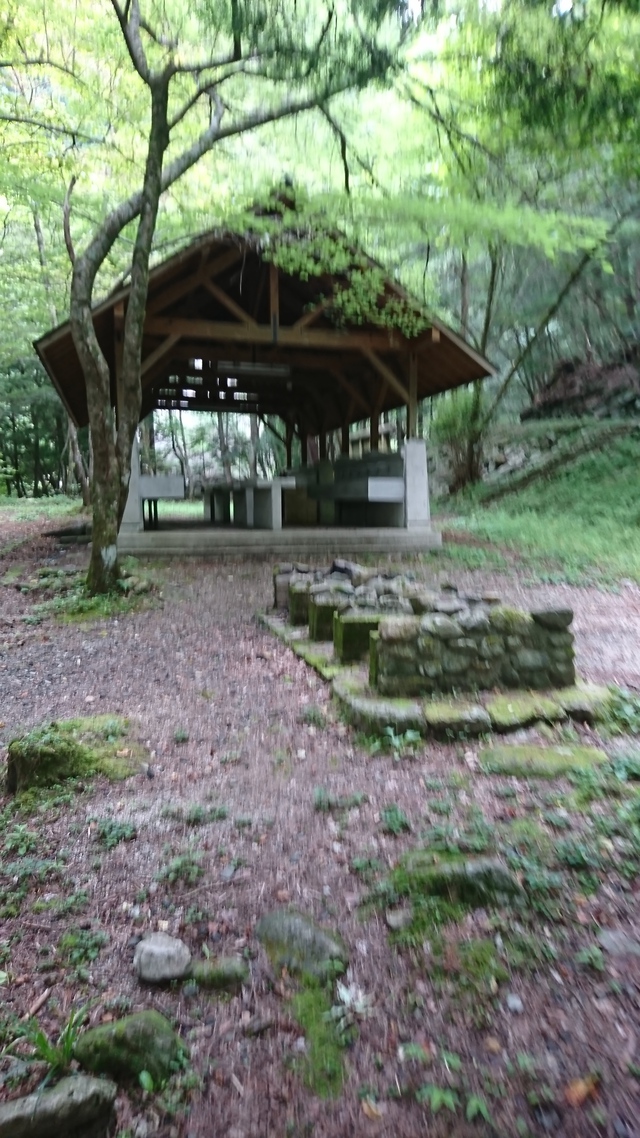 面河渓谷 鉄砲石川キャンプ場 面河渓谷 鉄砲石川キャンプ場