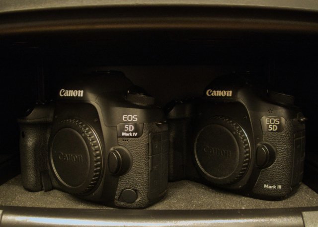 時代が産んだカメラ Canon EOS R