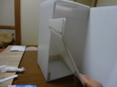 軽量コールマンランタンケース、プラ段ボール板で自作 その3 軽量コールマンランタンケース、プラ段ボール板で自作 その3