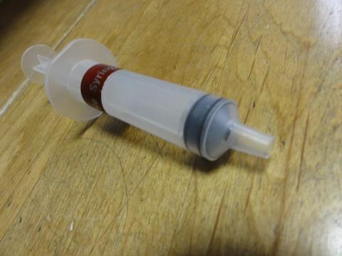 虫さされ対策に、ポイズンリムーバーを自作