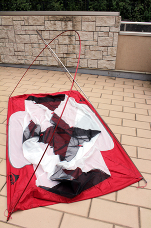 届いたばかりのMSRテントを試し張り♪ 届いたばかりのMSRテントを試し張り♪