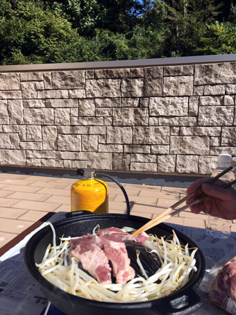 ベランダでジンギスカン ベランダでジンギスカン