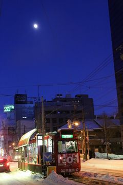 ササラ電車の季節：札幌市電風景2015年1月号