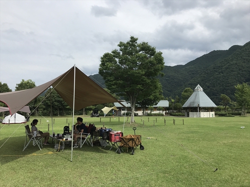 再開した四国三郎で久々のキャンプです