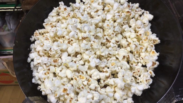 COCOpan 炒め28とベーシック26でポップコーン COCOpan 炒め28とベーシック26でポップコーン