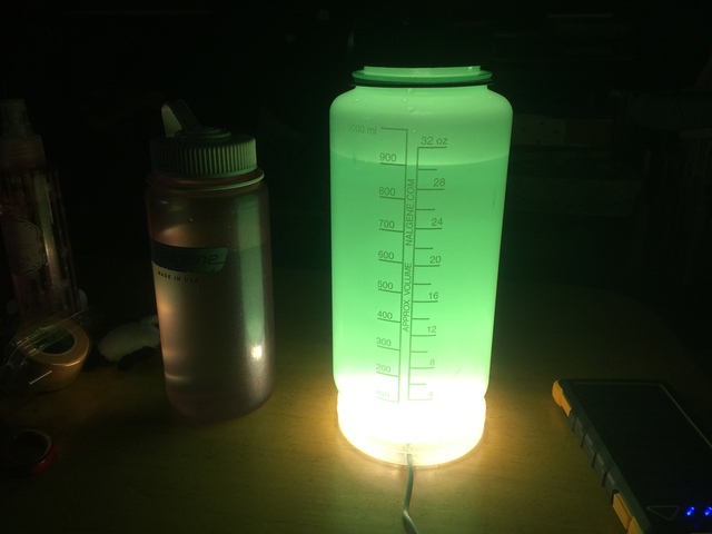 ダイソー電球型LEDライトでナルゲンボトル用ライト作ってみた ダイソー電球型LEDライトでナルゲンボトル用ライト作ってみた