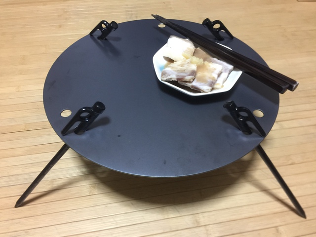 ココパン焚火台マルチプレート(仮名)のプロトタイプ初号機の紹介 ココパン焚火台マルチプレート(仮名)のプロトタイプ初号機の紹介