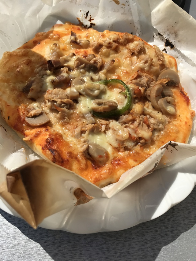 焼けたピザ 焼けたピザ