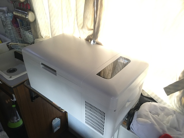 キャンピングカー改造!冷凍庫・インバーター・USB等電気工事 キャンピングカー改造!冷凍庫・インバーター・USB等電気工事