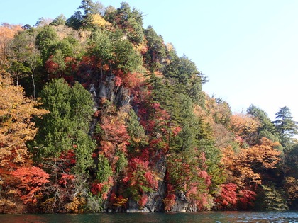 Autumn Colors 中禅寺湖 ♪