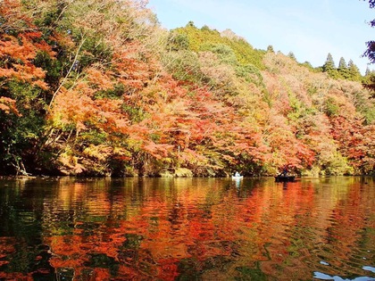 亀山湖 紅葉ツーリング ♪ 亀山湖 紅葉ツーリング ♪