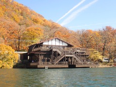 紅葉の中禅寺湖 カヤックでのんびり♪