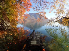 紅葉の中禅寺湖 カヤックでのんびり♪