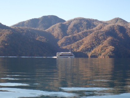 紅葉の中禅寺湖 カヤックでのんびり♪ 紅葉の中禅寺湖 カヤックでのんびり♪
