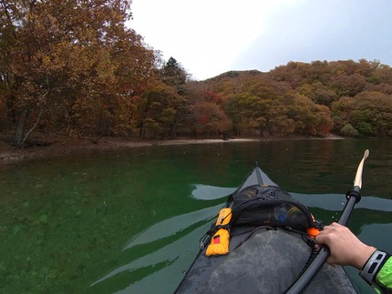 紅葉の中禅寺湖でプカプカ♪ 紅葉の中禅寺湖でプカプカ♪