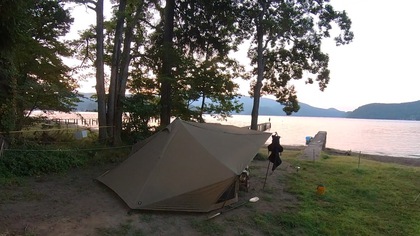 湖畔でのんびり過ごす夏休み♪