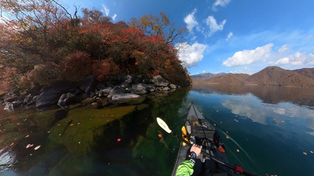 紅葉の中禅寺湖を水上散歩♪ 紅葉の中禅寺湖を水上散歩♪