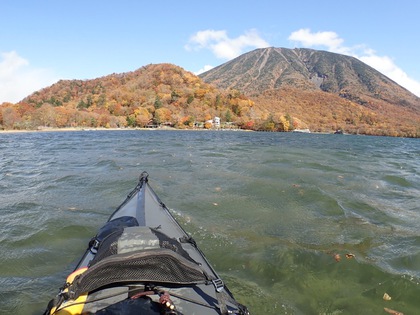 紅葉の中禅寺湖 ♪ 紅葉の中禅寺湖 ♪