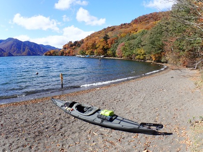 紅葉の中禅寺湖 ♪ 紅葉の中禅寺湖 ♪