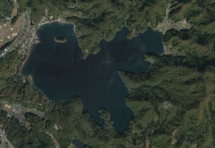 深まる秋。湖畔でのんびり♪ 深まる秋。湖畔でのんびり♪