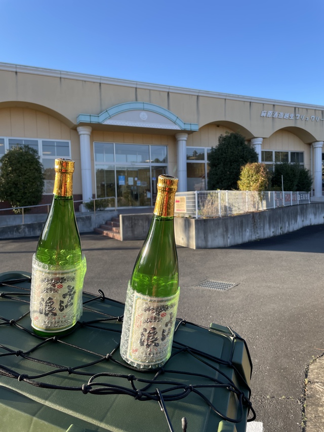 「全卵無加水麺」と純米酒「琵琶のさゝ浪」 「全卵無加水麺」と純米酒「琵琶のさゝ浪」