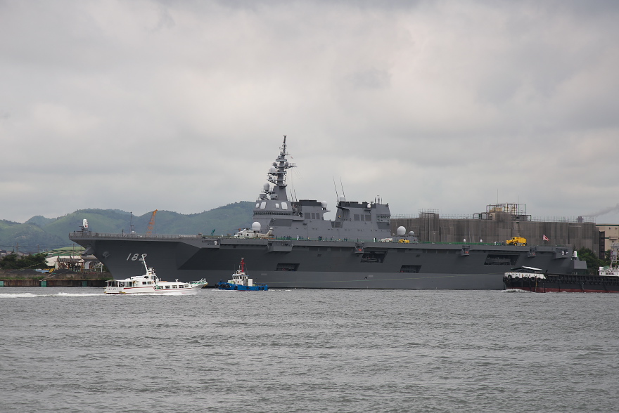 護衛艦いせ 姫路入港 護衛艦いせ 姫路入港
