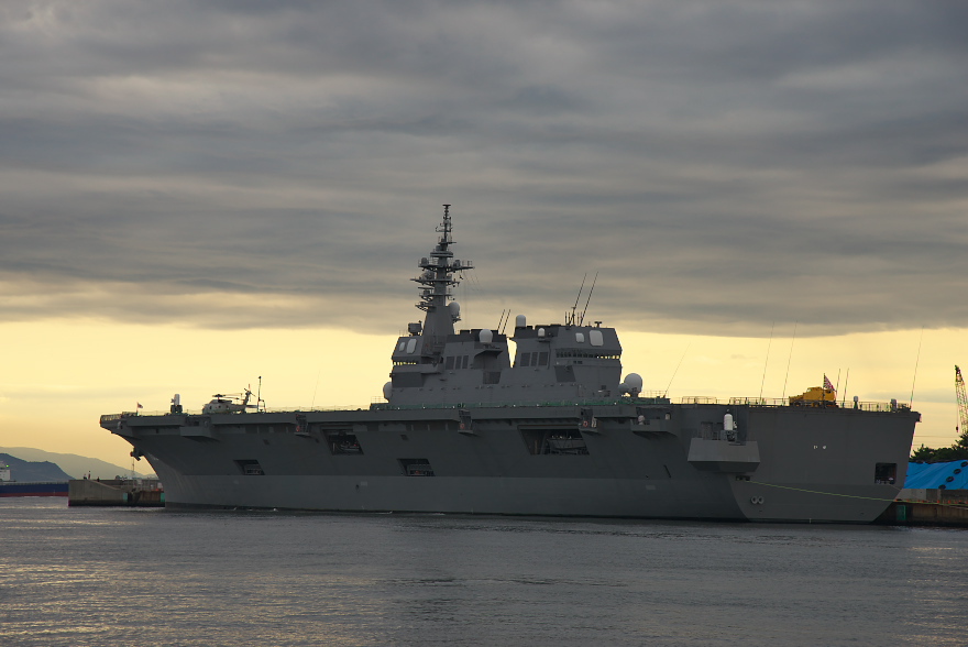 護衛艦いせ 姫路入港 護衛艦いせ 姫路入港