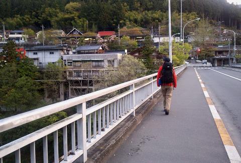 奥多摩三分のニ山♪ 奥多摩三分のニ山♪
