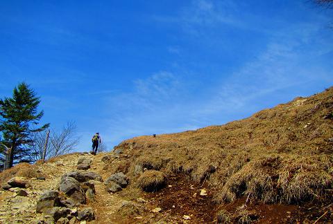 石尾根縦走で今年最初のテン泊登山♪ 石尾根縦走で今年最初のテン泊登山♪