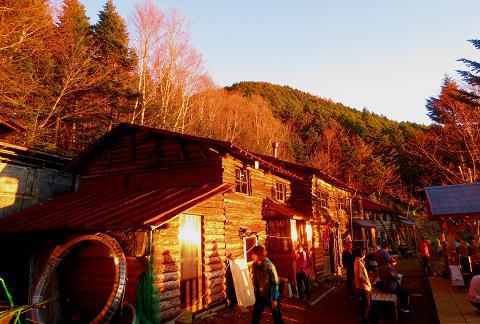 甲武信ヶ岳を歩こう♪ 絶景とテン場と♪ 甲武信ヶ岳を歩こう♪ 絶景とテン場と♪