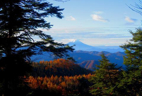 奥秩父を歩こう♪ ノンビリ絶景♪ 奥秩父を歩こう♪ ノンビリ絶景♪