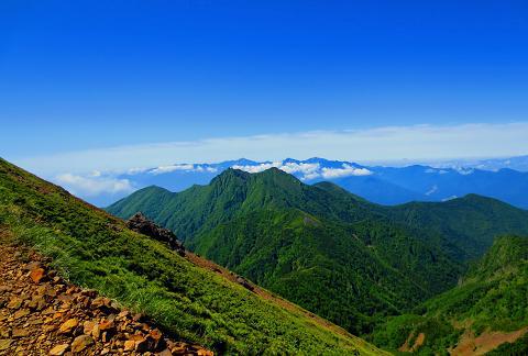 梅雨の晴れ間に絶景1泊山行　～赤岳