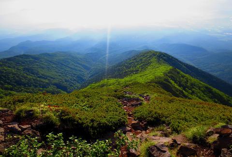 梅雨の晴れ間に絶景1泊山行 ~横岳~硫黄岳 梅雨の晴れ間に絶景1泊山行 ~横岳~硫黄岳