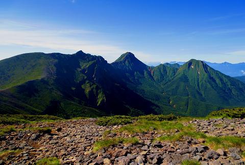 梅雨の晴れ間に絶景1泊山行 ~横岳~硫黄岳 梅雨の晴れ間に絶景1泊山行 ~横岳~硫黄岳