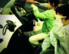霞ヶ浦で湖上ドライブ。