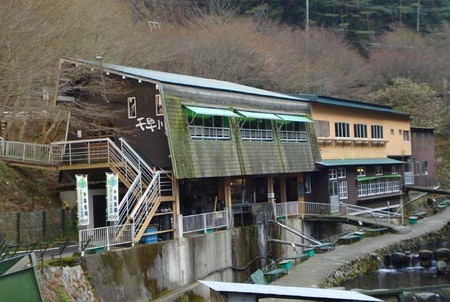 千早川マス釣り場って?!どんなところ。