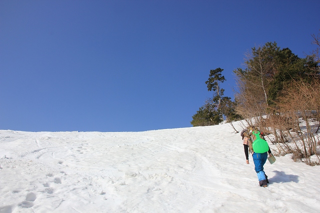 * 修業のツボ足ハイク * ダルガ峰 岡山県