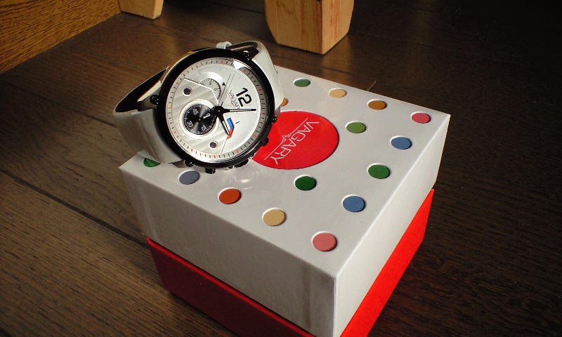 Watch&Lure