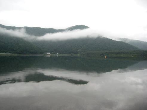 山場は無いよ♪西湖自由キャンプ場♪